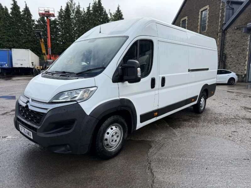 Gavel Auctioneers Ltd - 2021 Citroen Relay 35 Panel Van Auction - Auction Image 2