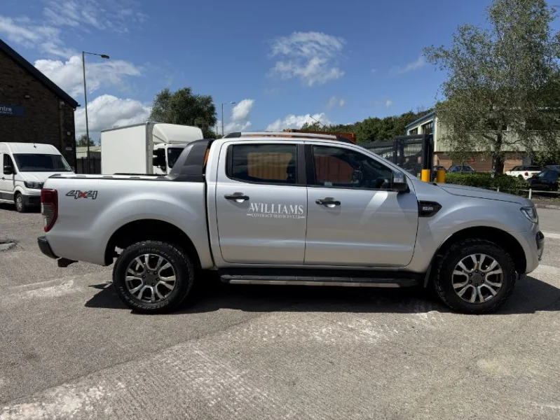 Gavel Auctioneers Ltd - 2 No. 2018 Ford Ranger Wildtrack Pick Up at Auction - Auction Image 3