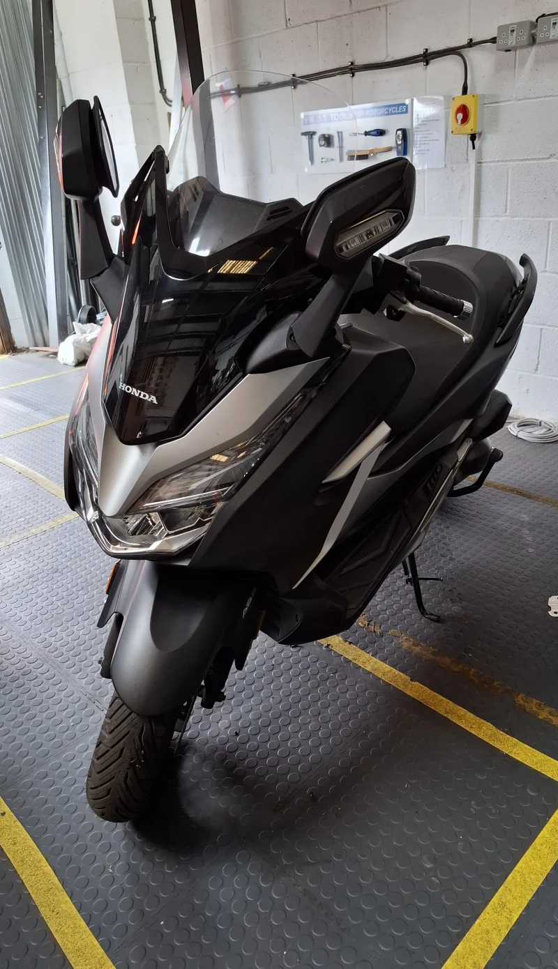 Lambert Smith Hampton - Assets of a Motorcycle Repairs & Servicng Comany at Auction - Auction Image 2