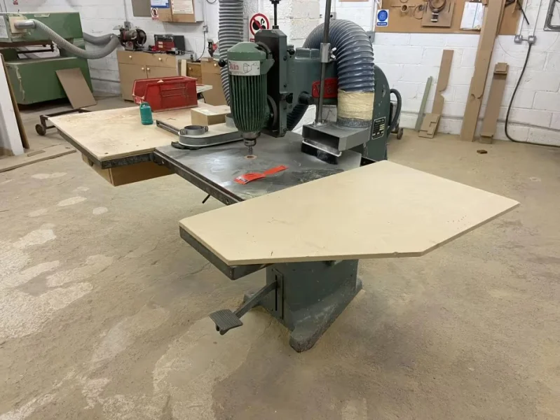 George Hazell & Co - Woodworking Machinery and Vehicles available at Auction - Auction Image 5