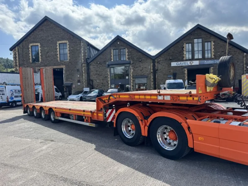 Gavel Auctioneers Ltd - 202 Faymonville F-S44-1 BBY Multi Max 4-Axle Extendable Length & Width Low Low Trailer at Auction - Auction Image 2