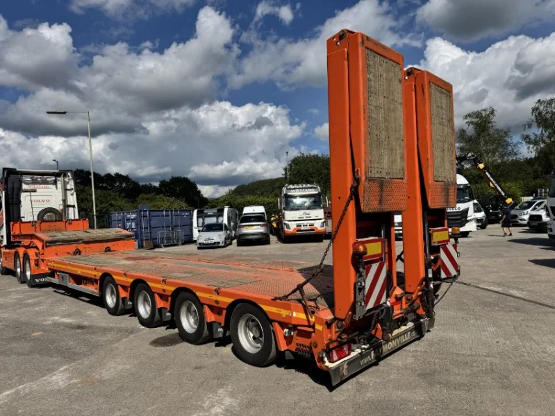 Gavel Auctioneers Ltd - 202 Faymonville F-S44-1 BBY Multi Max 4-Axle Extendable Length & Width Low Low Trailer at Auction - Auction Image 3