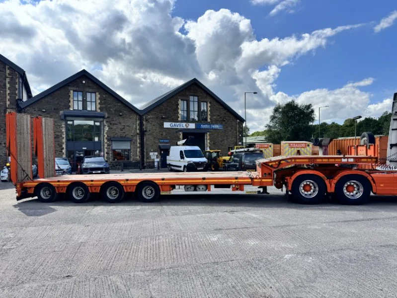 Gavel Auctioneers Ltd - 202 Faymonville F-S44-1 BBY Multi Max 4-Axle Extendable Length & Width Low Low Trailer at Auction - Auction Image 1