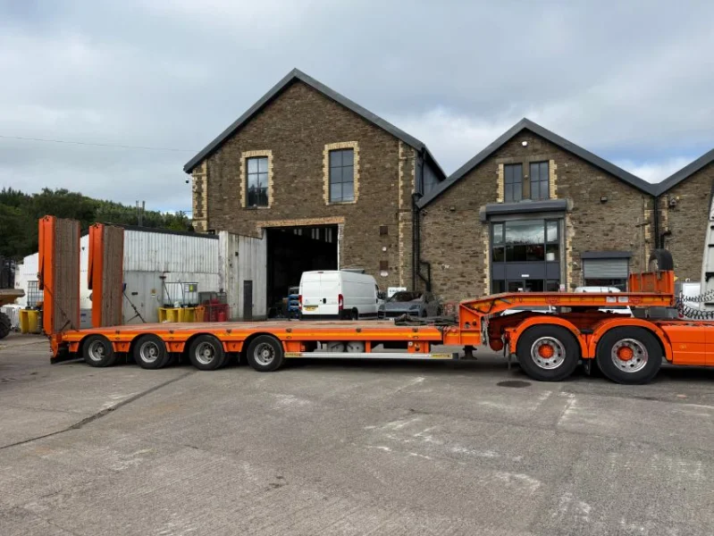 Gavel Auctioneers Ltd - 202 Faymonville F-S44-1 BBY Multi Max 4-Axle Extendable Length & Width Low Low Trailer at Auction - Auction Image 4
