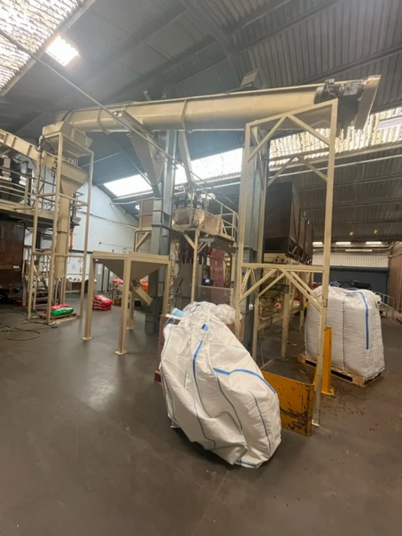 Sanderson Weatherall LLP - Pet Food Blending, Bag Filling and Can Labelling Machinery & Equipment, Air Compressors Mobile Lifting Platform, Pallet Racking, Warehouse & Office Furniture and Equipment at Auction - Auction Image 6