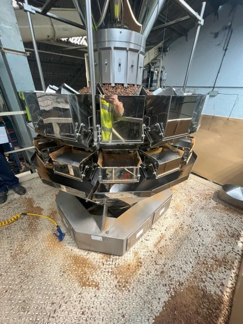 Sanderson Weatherall LLP - Pet Food Blending, Bag Filling and Can Labelling Machinery & Equipment, Air Compressors Mobile Lifting Platform, Pallet Racking, Warehouse & Office Furniture and Equipment at Auction - Auction Image 9