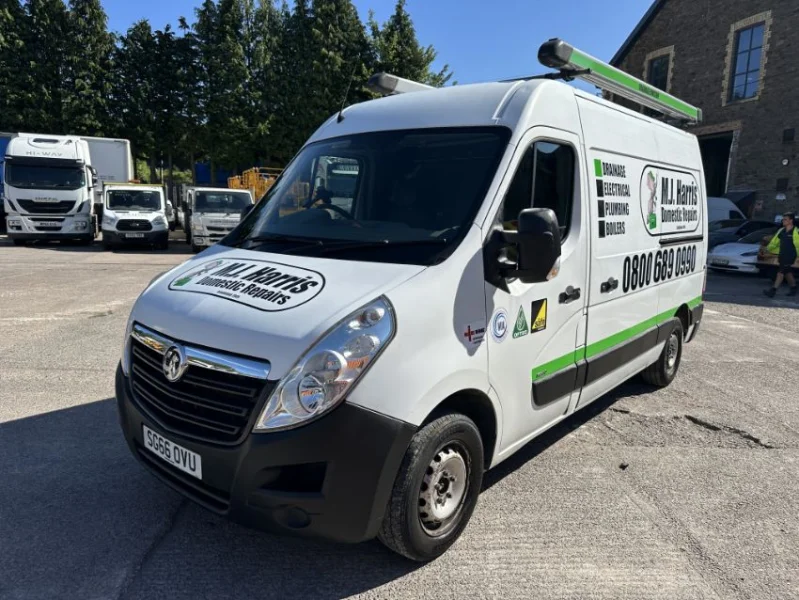 Gavel Auctioneers Ltd - 2016 Vauxhall Movano Drainage Jetter Van with Jetchem Jetter - Auction Image 2