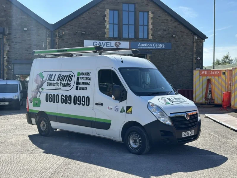 Gavel Auctioneers Ltd - 2016 Vauxhall Movano Drainage Jetter Van with Jetchem Jetter - Auction Image 1