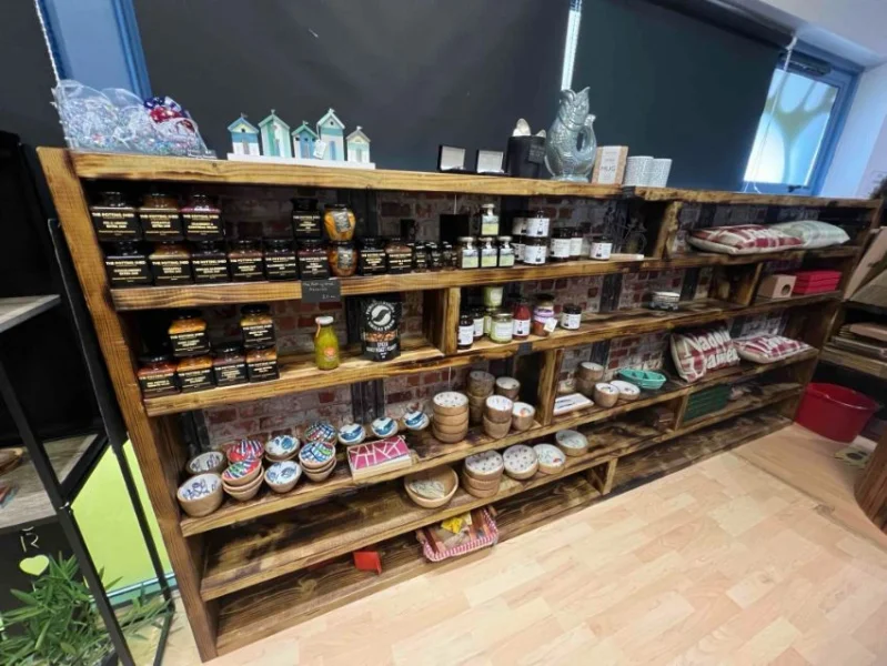Gavel Auctioneers Ltd - The Assets & Stock of an Artisan Chocolatier and Deli at Auction - Auction Image 5