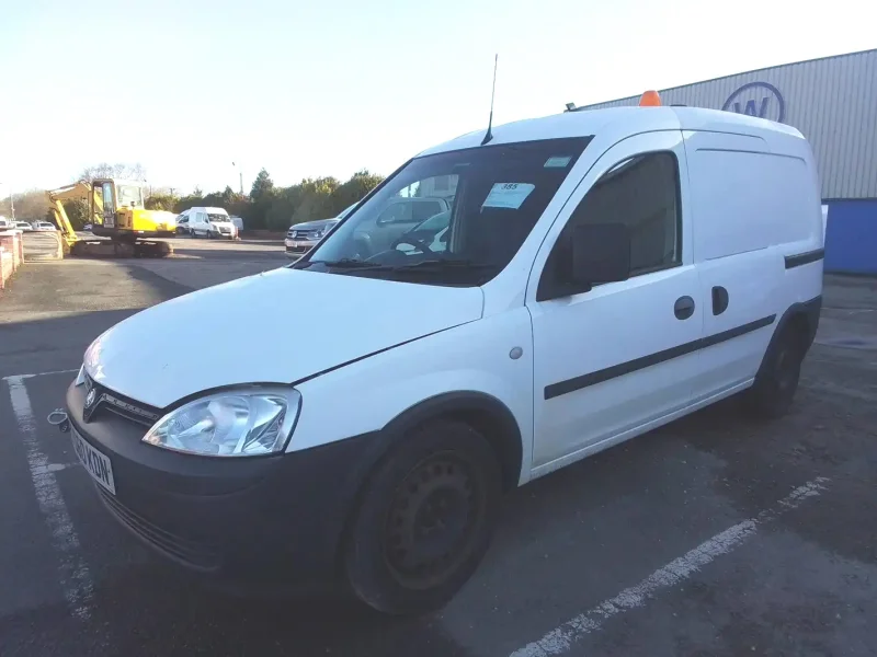 Wilsons Auctions - Glasgow - Commercial Vehicle Auction - Auction Image 2