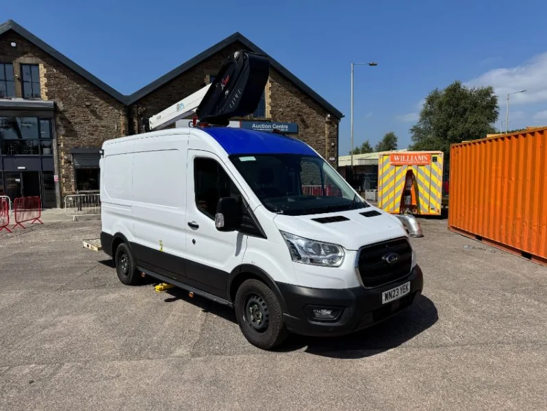 Gavel Auctioneers Ltd - Online Auction: 2023 Klubb K38P Ariel Platform, 13.8m, mounted on 2023 Ford Transit 350 Trend Ecoblue - Auction Image 4