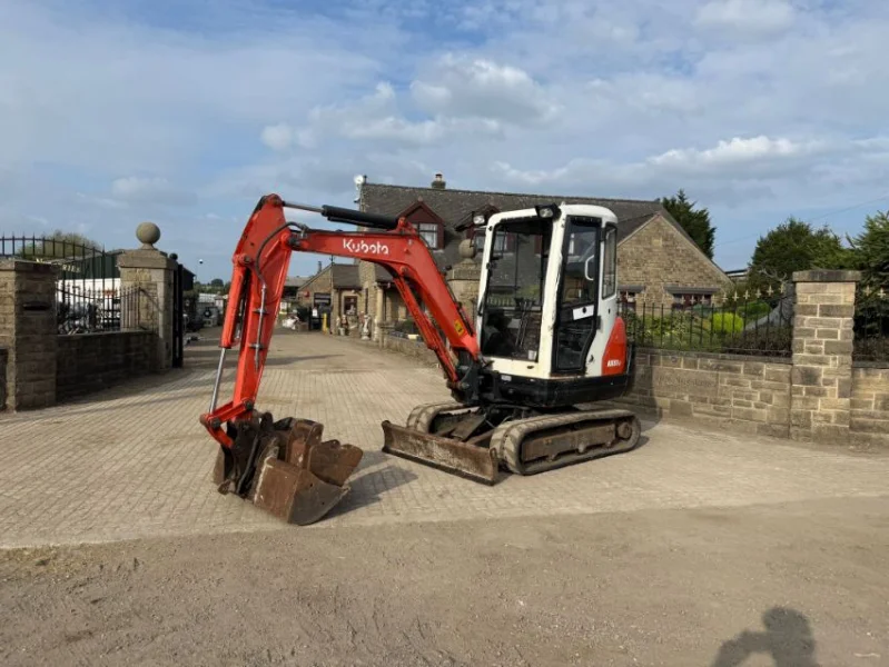 Universal Auctions Group Ltd - New Weekly Vehicles, Plant & Machinery Auction Weekly Sale 2 of 2 - Auction Image 4