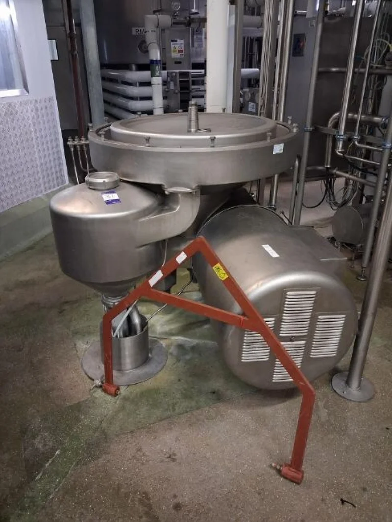 Eddisons - The Contents of the Müller Dairy available at Auction - Auction Image 3