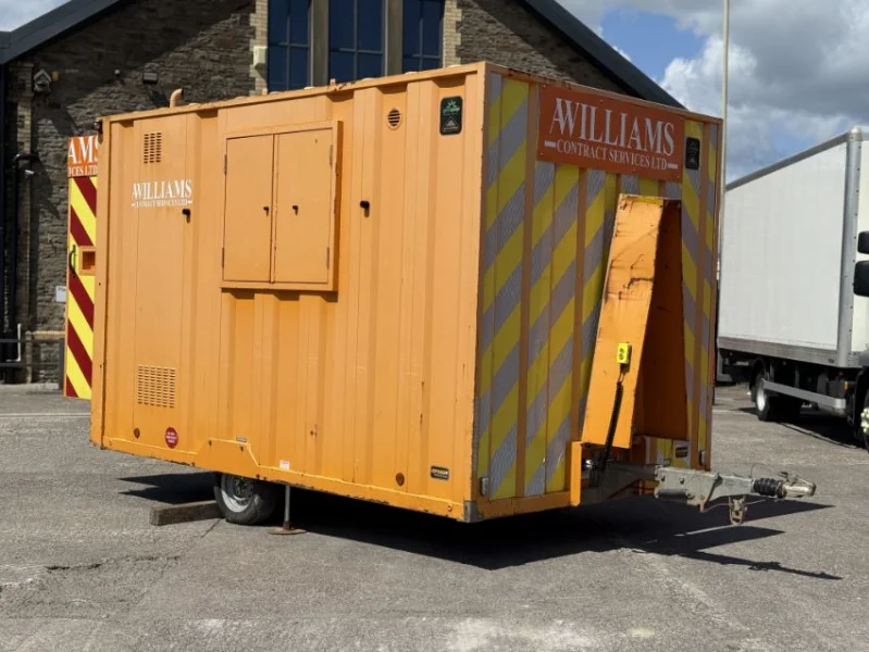 Gavel Auctioneers Ltd - Groundhog Single Axle Welfare Unit Auction - Auction Image 3
