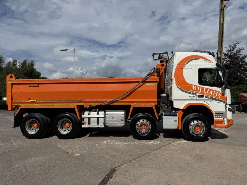 Gavel Auctioneers Ltd - 2021 Volvo FMX 500 8x4 Tipper at Auction - Auction Image 4