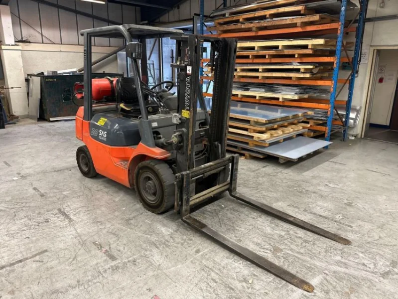 Gavel Auctioneers Ltd - The Assets of an Aluminium Fabrication Workshop at Auction - Auction Image 2