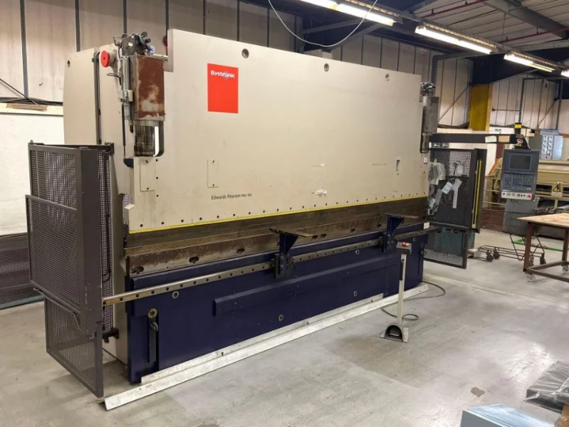 Gavel Auctioneers Ltd - The Assets of an Aluminium Fabrication Workshop at Auction - Auction Image 3