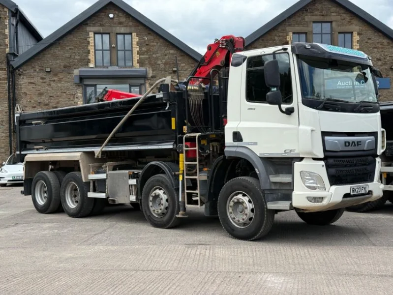 Gavel Auctioneers Ltd - 2023 DAF CF Tipper & 2021 Mercedes-Benz Acros Tipper at Auction - Auction Image 1