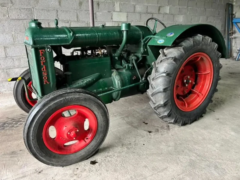 Wilsons Auctions - Vintage Fordson Tractor Auction - Auction Image 1