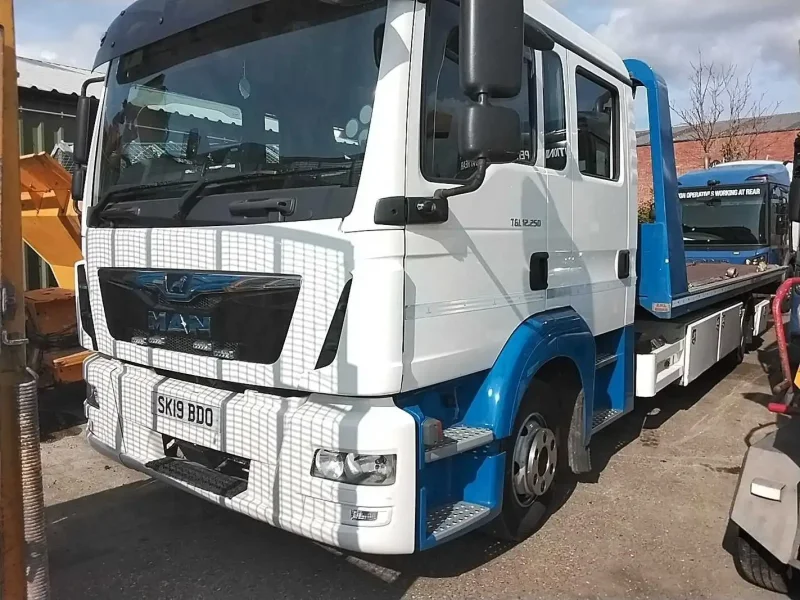 Wilsons Auctions - Newcastle - HGV, Plant & Commercial Vehicle Auction - Auction Image 1