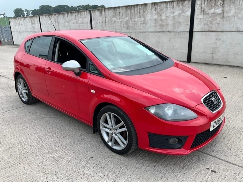 Mid Ulster Auctions Ltd - Online Auction: Vans, Cars, HGVs, Dropsides, Crew Cabs & Pickups - Auction Image 6