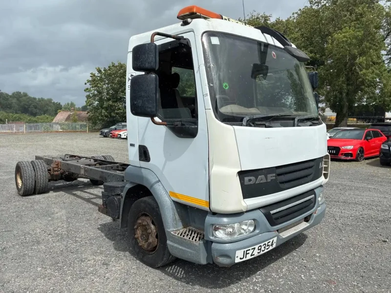 Wilsons Auctions - Portadown - Plant Machinery & Commercial Vehicle Auction - Auction Image 3
