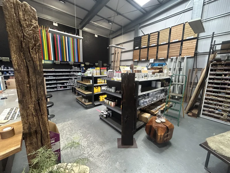 Lambert Smith Hampton - Contents of a Timber Merchants Yard & Workshop at Auction - Auction Image 6
