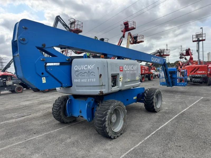 Gavel Auctioneers Ltd - 2018 Genie Z80 Articulated Boom Lift at Auction - Auction Image 1