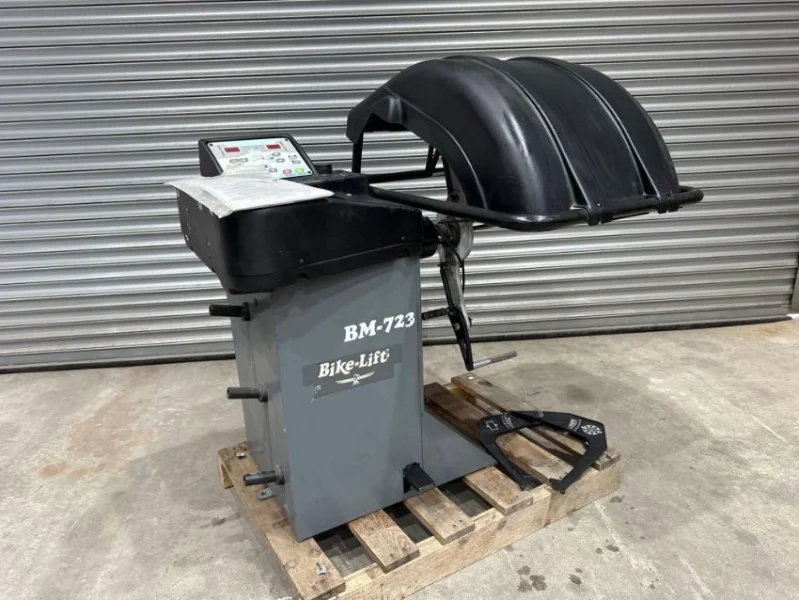 Gavel Auctioneers Ltd - Multiple High End Motorbike Maintenance, Servicing & MOT Garages at Auction - Auction Image 4