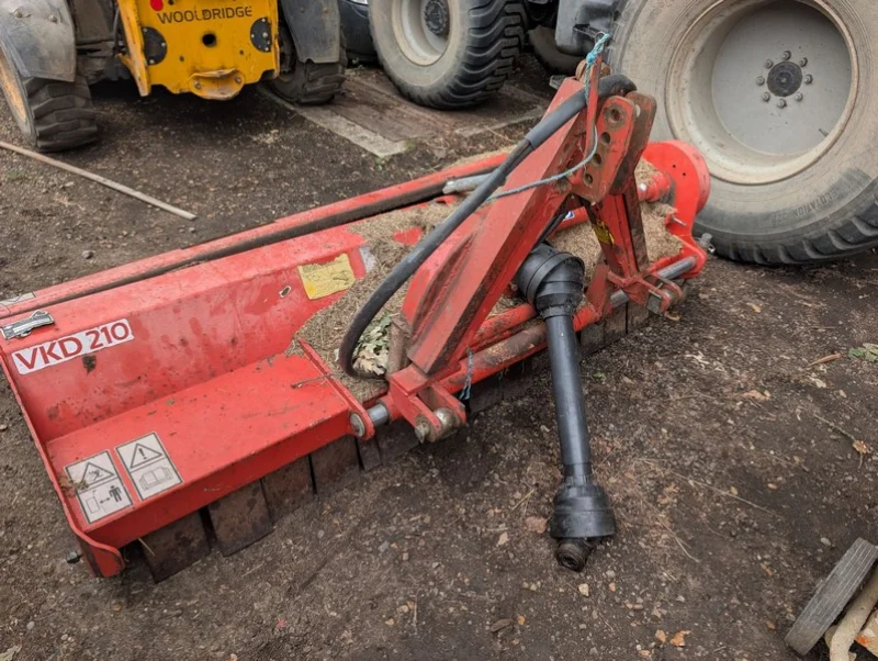 Middleton Barton Valuation - Equestrian, Farming & Grounds Keeping Equipment Auction - Auction Image 1