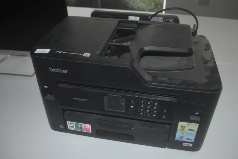 Gilbert Baitson - Office Furniture, IT Equipment, Electronics & More at Auction - Auction Image 3
