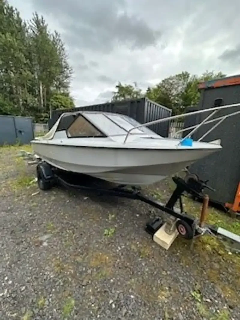 Wilsons Auctions - Boat, Campervan & Site Equipment Auction - Auction Image 4
