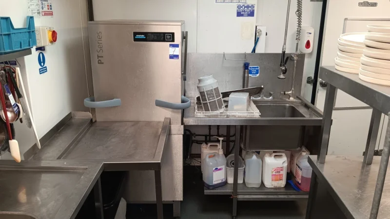 Eddisons - London - Assets of a Bistro to include God range of Commercial Catering and Bar Equipment and Designer Furniture & Furnishings at Auction - Auction Image 4