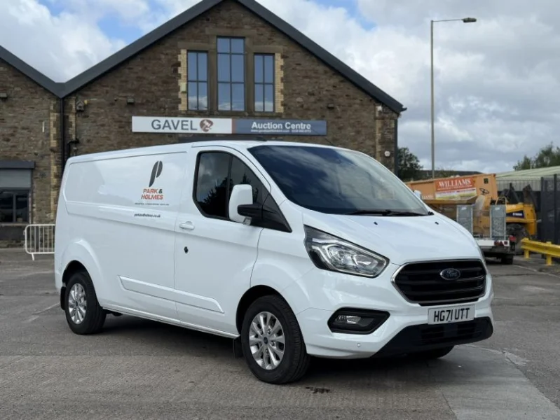 Gavel Auctioneers Ltd - 2020 Ford Transit Custom 320 Limited Crew Cab Van & 2022 Ford Transit Custom 300 Limited Panel Van at Auction - Auction Image 2