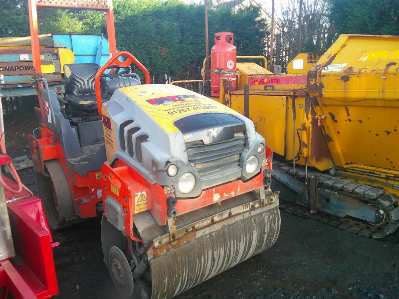 Burnley Auctioneers - HGV's, Plant & Machinery, Light Commercials, Cars & Tools available at Auction - Auction Image 4