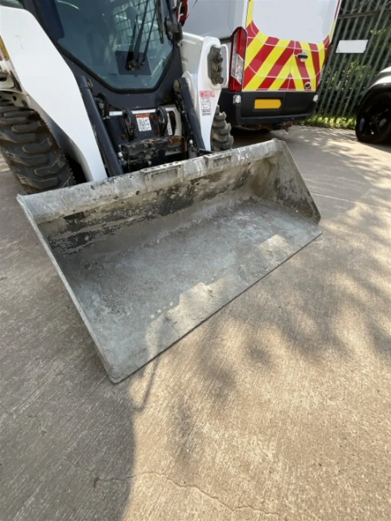 Gavel Auctioneers Ltd - Salvage 2025 Bobcat S510 Compact Skid Steer Loader at Auction - Auction Image 5
