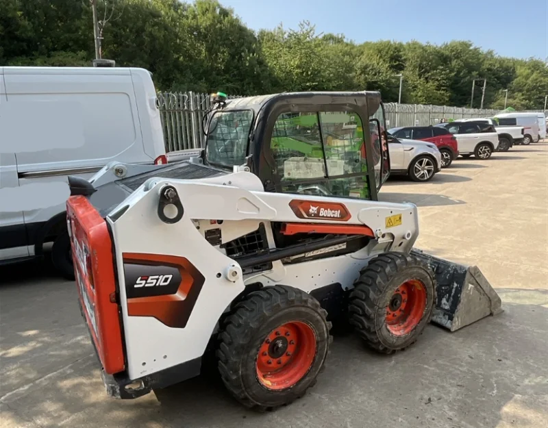 Gavel Auctioneers Ltd - Salvage 2025 Bobcat S510 Compact Skid Steer Loader at Auction - Auction Image 1
