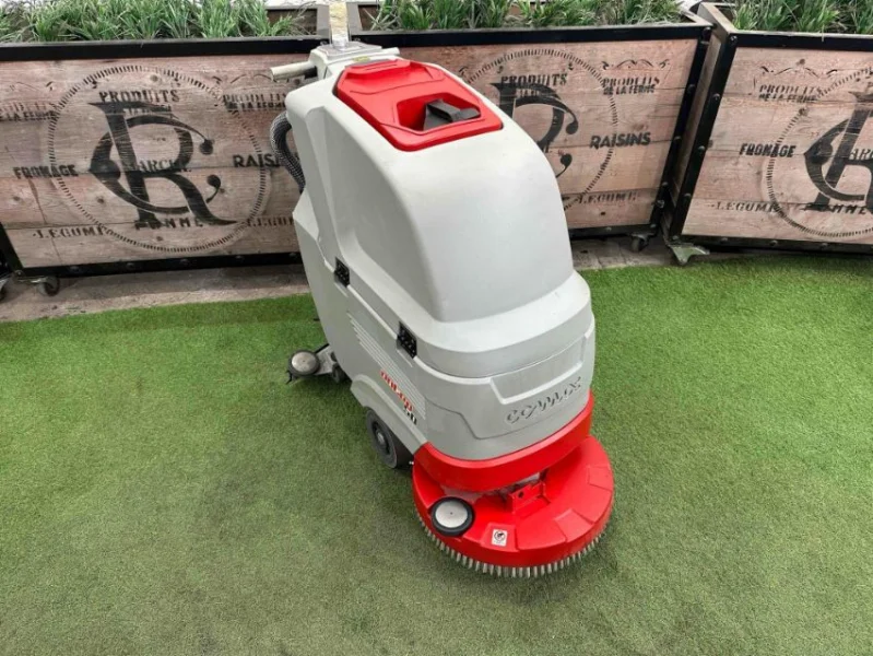 Gavel Auctioneers Ltd - Ex-Hire Fleet of Sweepers & Scrubber Dryers at Auction - Auction Image 1
