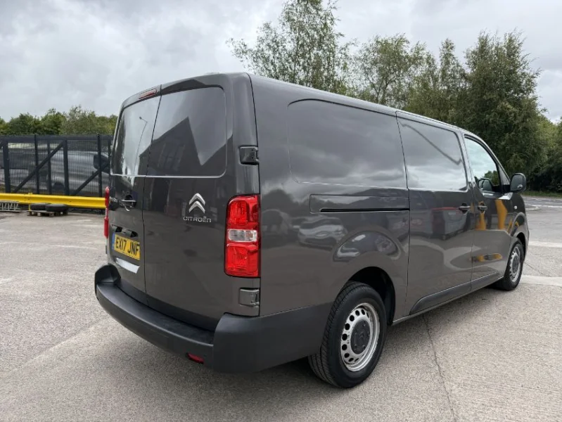 Gavel Auctioneers Ltd - 2017 Citroen Dispatch 1200 Enterprise Panel Van at Auction - Auction Image 3