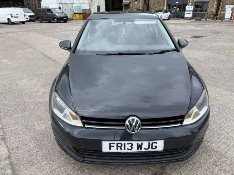 Gavel Auctioneers Ltd - 2013 Volkswagen Golf at Auction - Auction Image 3