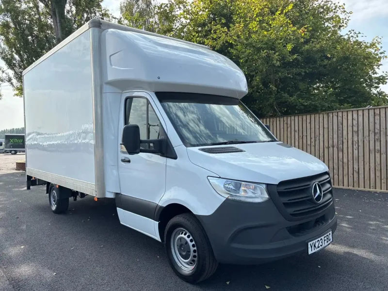 Wilson 55 - Jans Etrux Van Auction - Auction Image 1