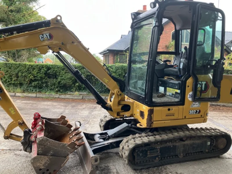 Gavel Auctioneers Ltd - Salvage 2022 Caterpillar 302.7 Cabbed Excavator at Auction - Auction Image 4