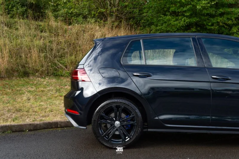 Gavel Auctioneers Ltd - 2020 Volkwagen Golf GTE at Auction - Auction Image 3