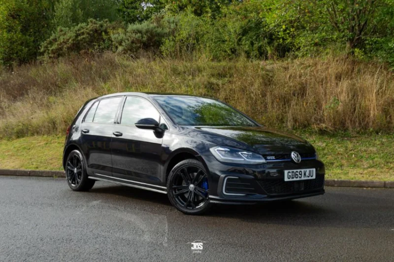Gavel Auctioneers Ltd - 2020 Volkwagen Golf GTE at Auction - Auction Image 1