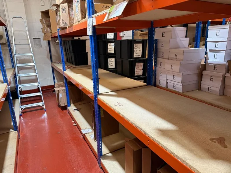 JPS Chartered Surveyors - One Lot Auction | Quantity of Heavy /Medium Duty Pallet Racking, Side Frames, Cross Beams, Wire Frames & Shelving - Auction Image 4