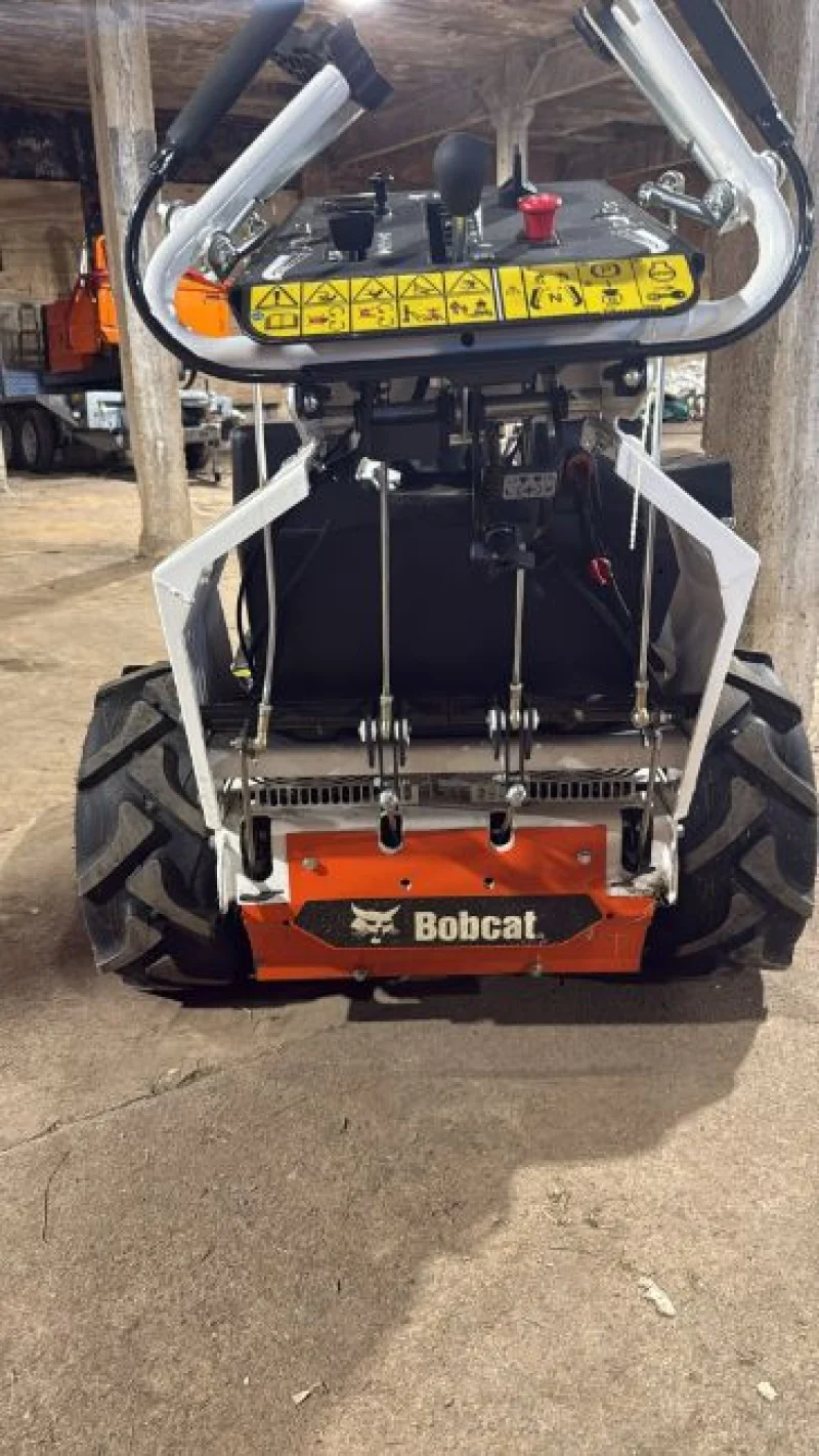 Gavel Auctioneers Ltd - Salvage 2025 Bobcat WB700 Mower at Auction - Auction Image 3