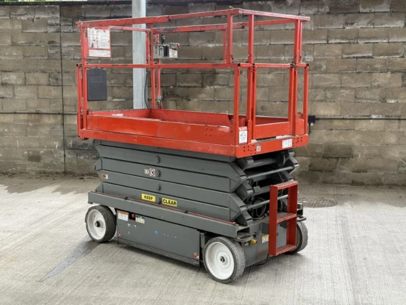 Gavel Auctioneers Ltd - 2 Skyjack Scissor Lifts at Auction - Auction Image 4
