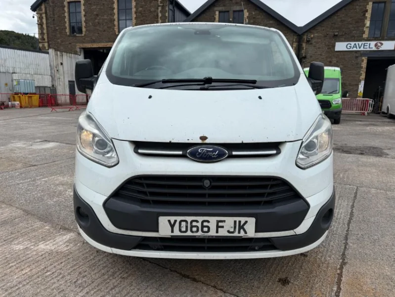 Gavel Auctioneers Ltd - 2017 Ford Transit Custom 290 & 2014 Ford Transit 350 Vans at Auction - Auction Image 2