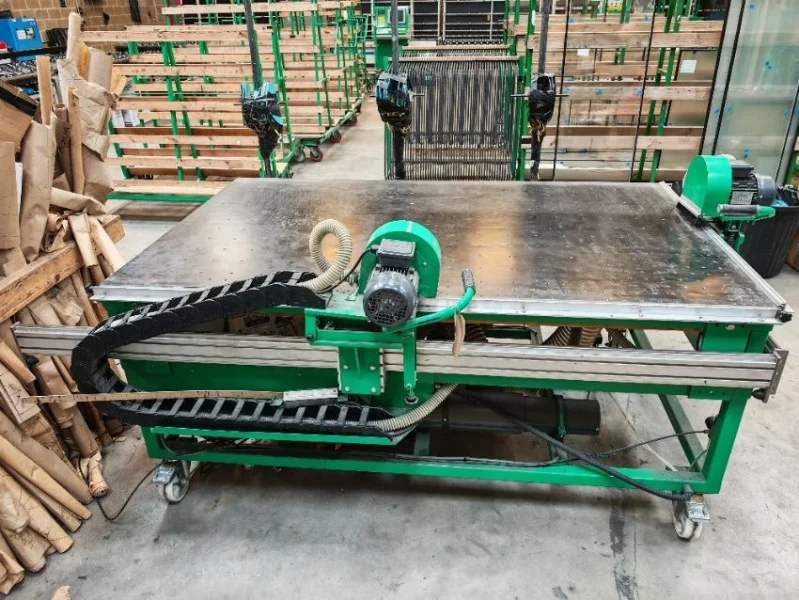 SIA Group Asset Ingenuity Ltd - Auction of Assets from South Hants Glass Ltd To Include: Glass Cutting Machine, Glass Washer, Press Station, Sealant Station, Forklifts & Vehicles - Auction Image 4