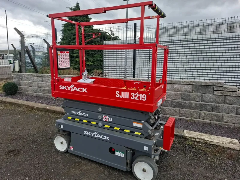 Wilsons Auctions - Plant, Machinery & Commercial Auction - Auction Image 1
